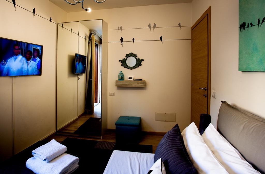 Casa Mia Apartment เดเซนซาโนเดลการ์ดา ภายนอก รูปภาพ