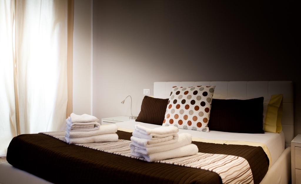 Casa Mia Apartment เดเซนซาโนเดลการ์ดา ภายนอก รูปภาพ